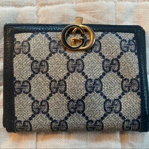 Vintage Gucci wallet